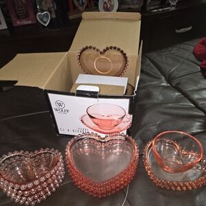 Beautiful pink heart dish set